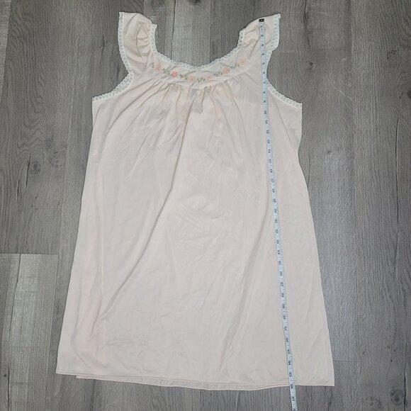 Vintage Katz Medium sheer Nightgown with Lace Trim & Floral Embroidery flowers - Picture 7 of 8